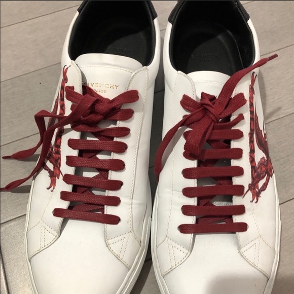 Never worn authentic Givenchy sneakers - Picture 3 of 9
